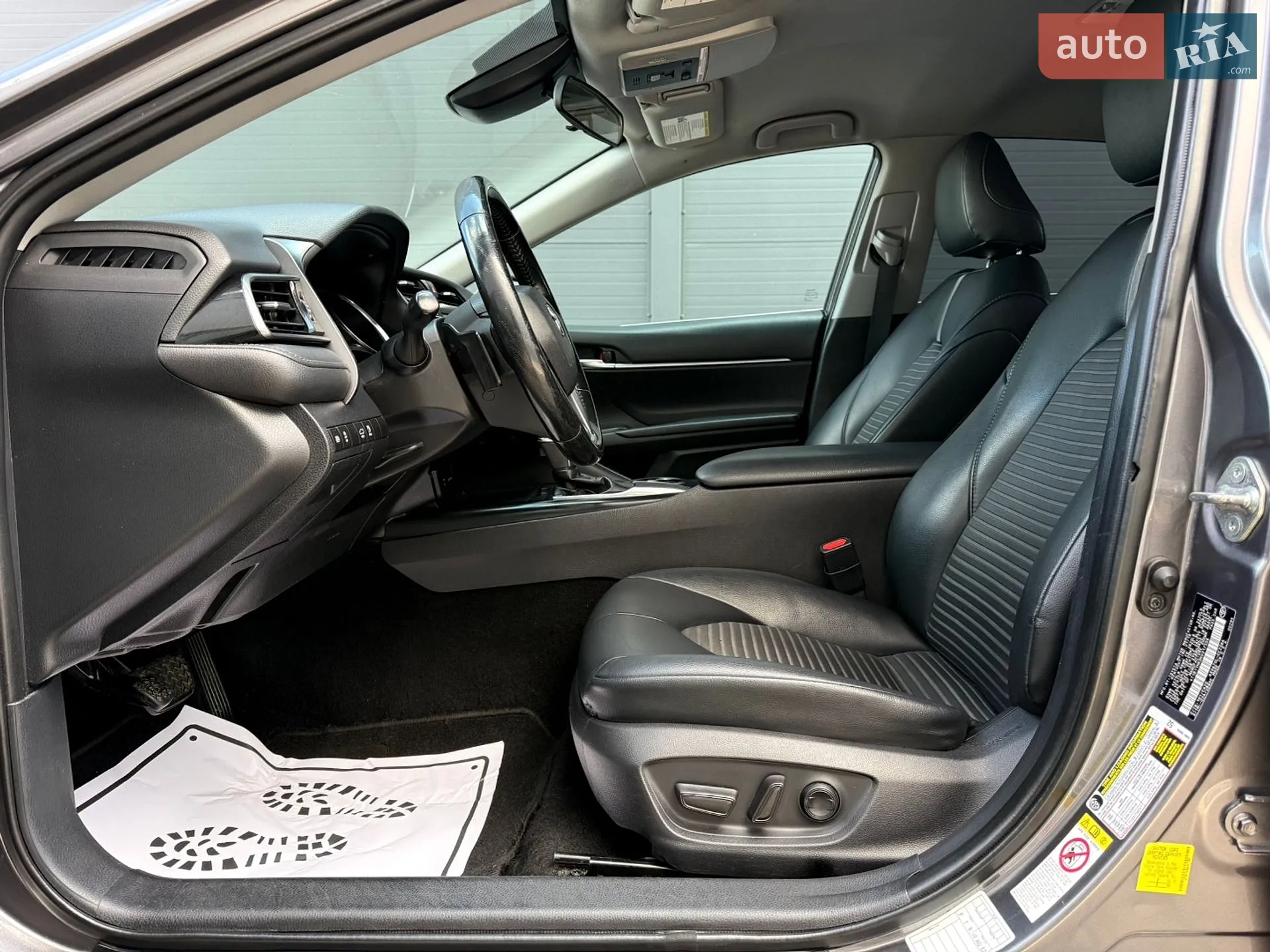 2019 Toyota Camry - мініатюра 20