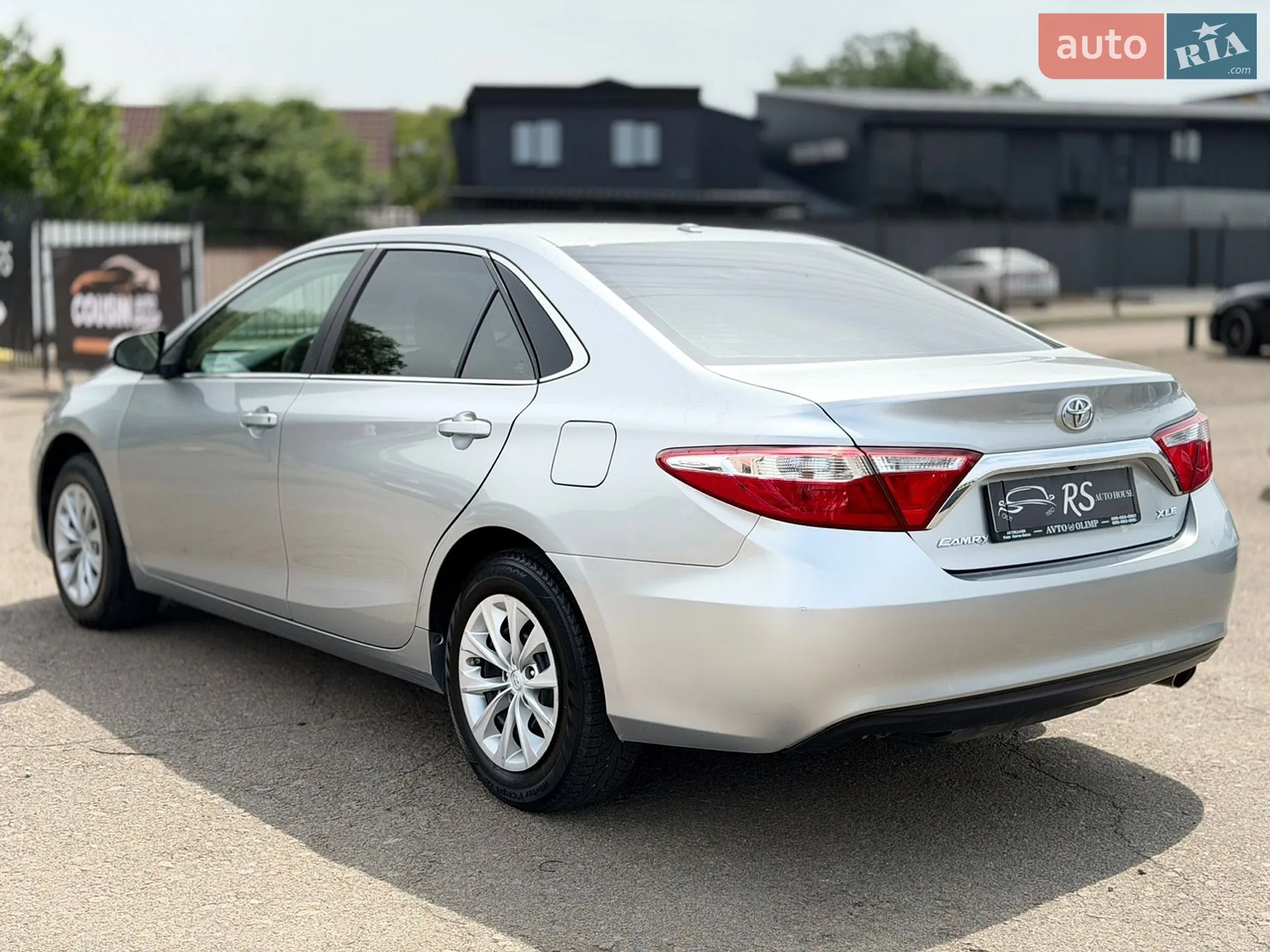 2017 Toyota Camry - мініатюра 12
