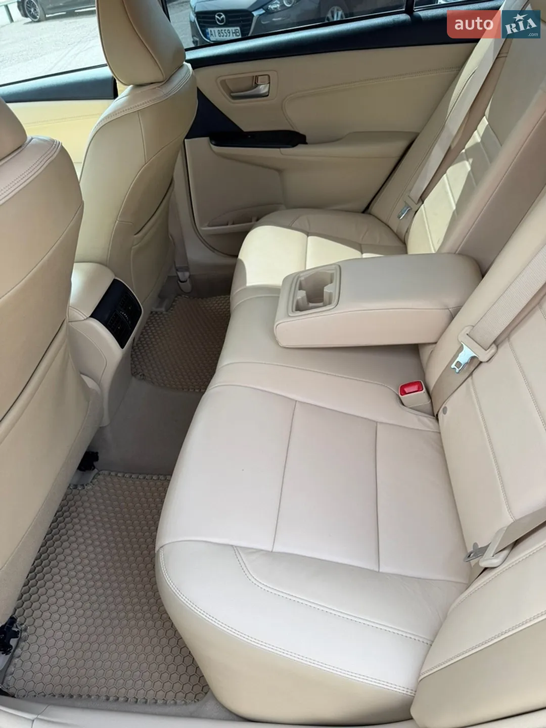 2017 Toyota Camry - мініатюра 20