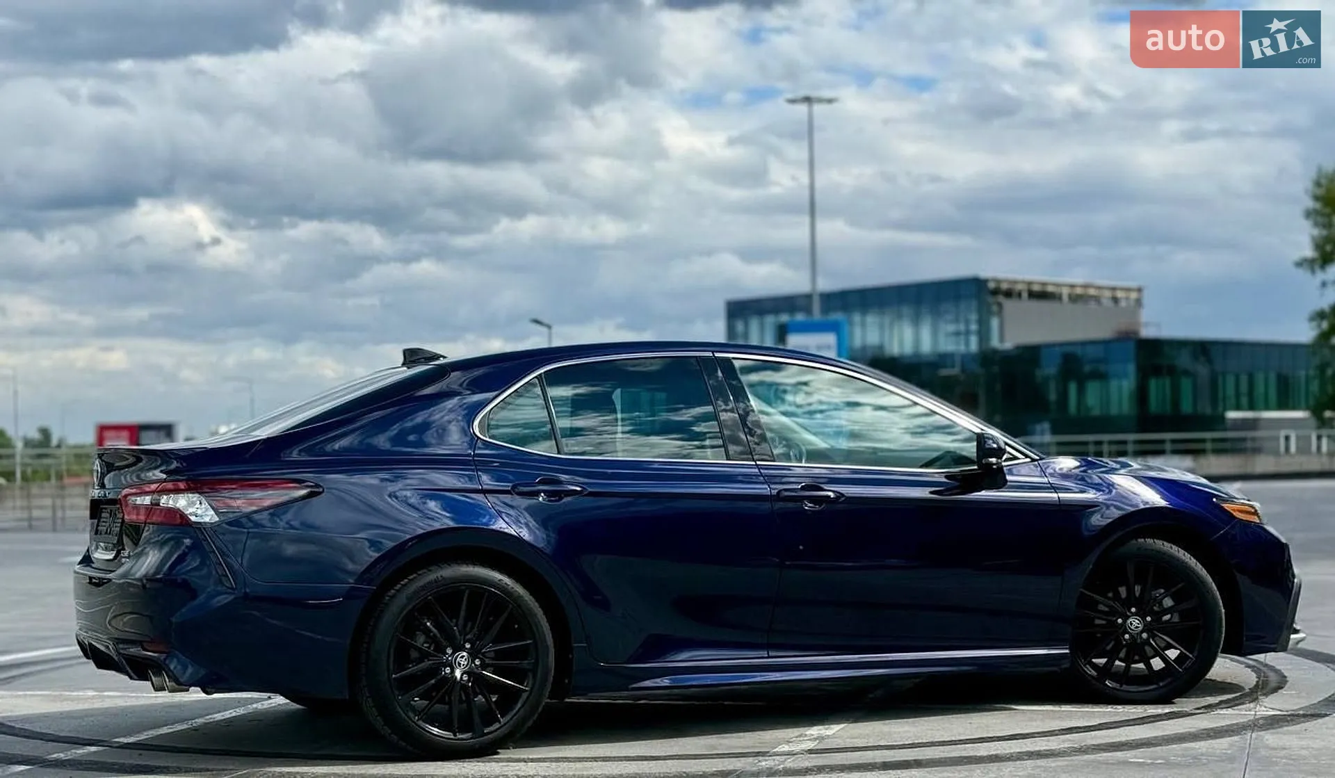 2021 Toyota Camry - мініатюра 13