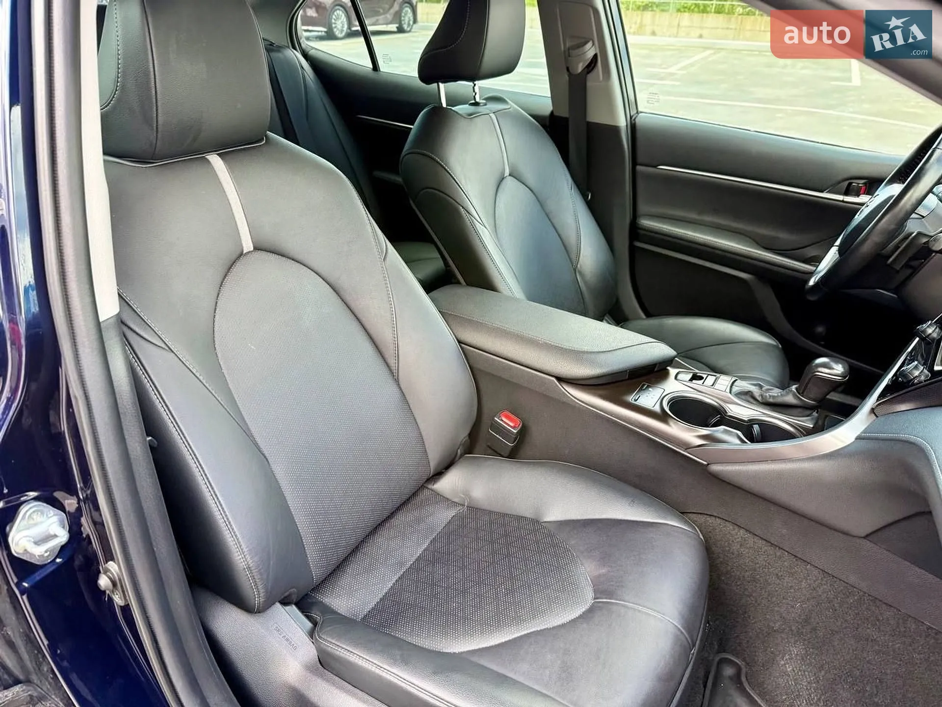 2021 Toyota Camry - мініатюра 24