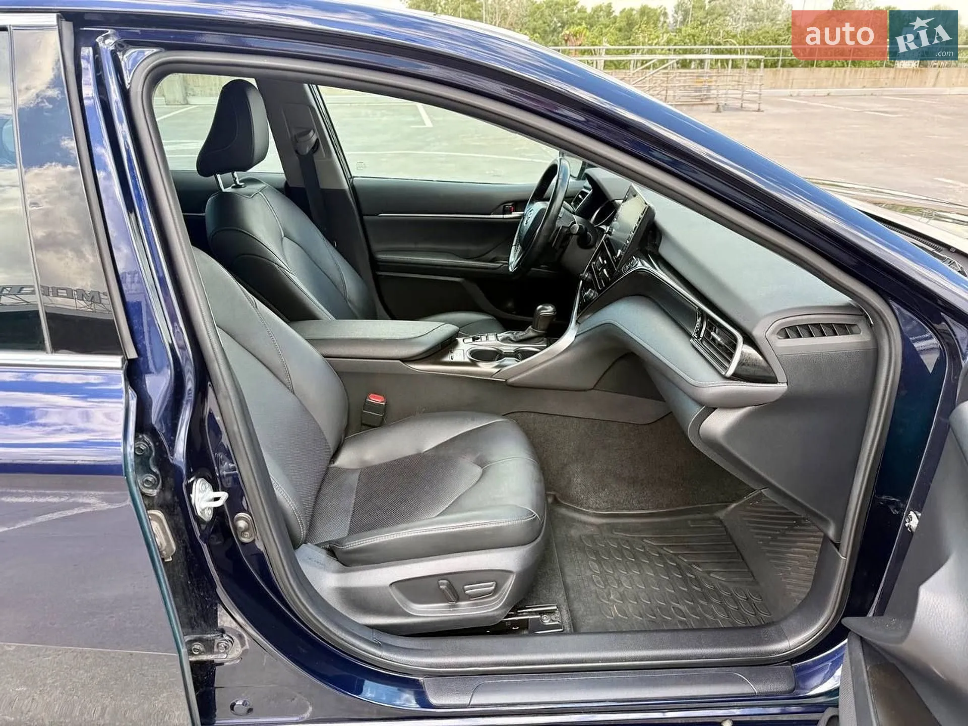 2021 Toyota Camry - мініатюра 35