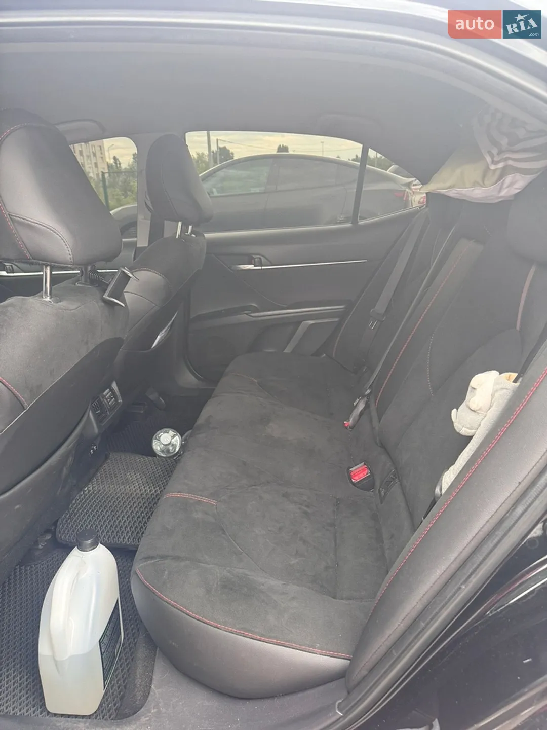 2018 Toyota Camry - мініатюра 13