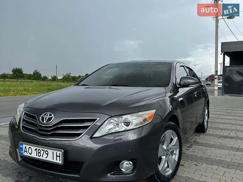 Toyota Camry 2010