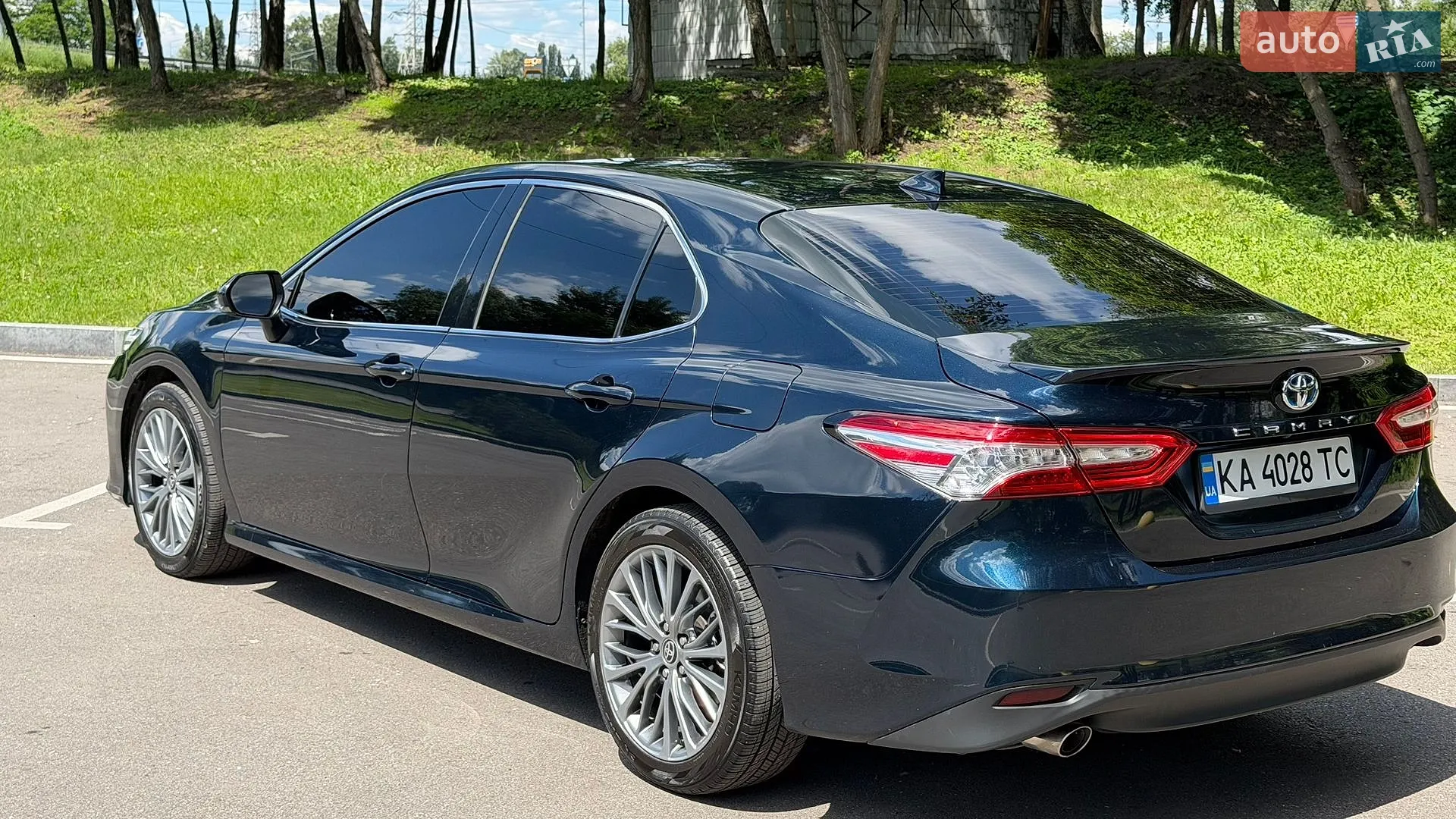 2020 Toyota Camry - мініатюра 19