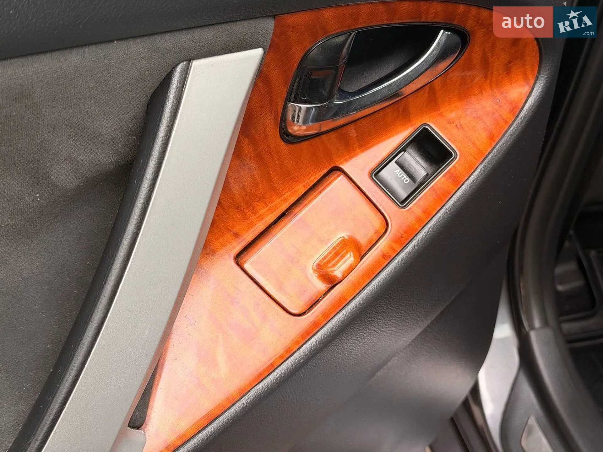2011 Toyota Camry - мініатюра 29