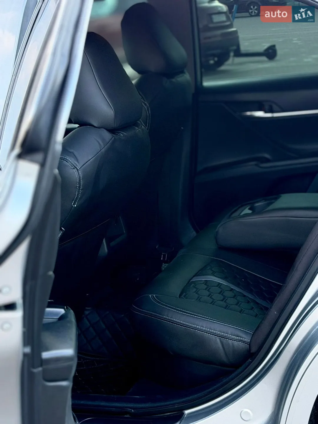 2019 Toyota Camry - мініатюра 14