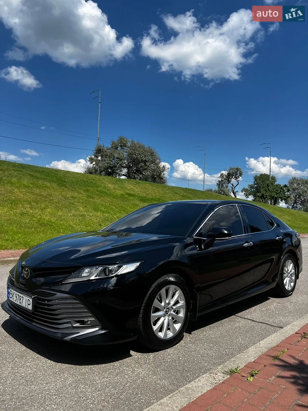 2019 Toyota Camry - мініатюра 12