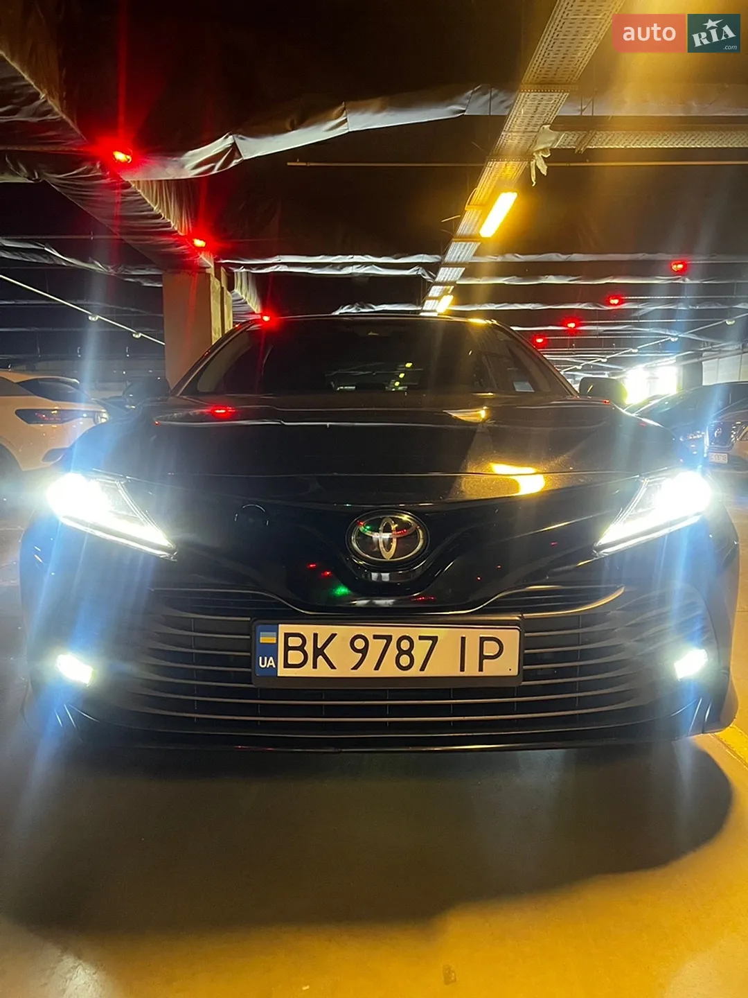2019 Toyota Camry - мініатюра 16