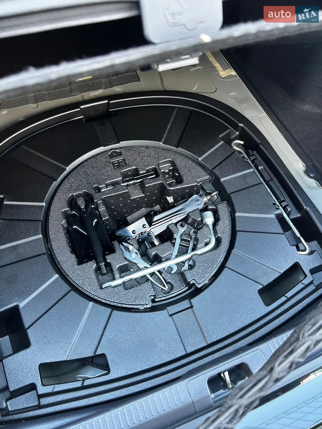 2019 Toyota Camry - мініатюра 31
