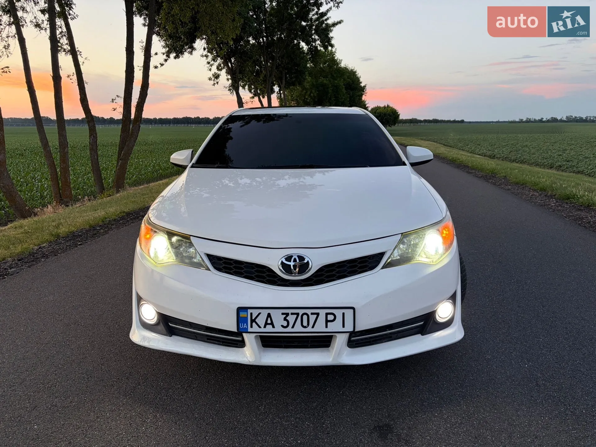 2012 Toyota Camry - мініатюра 3
