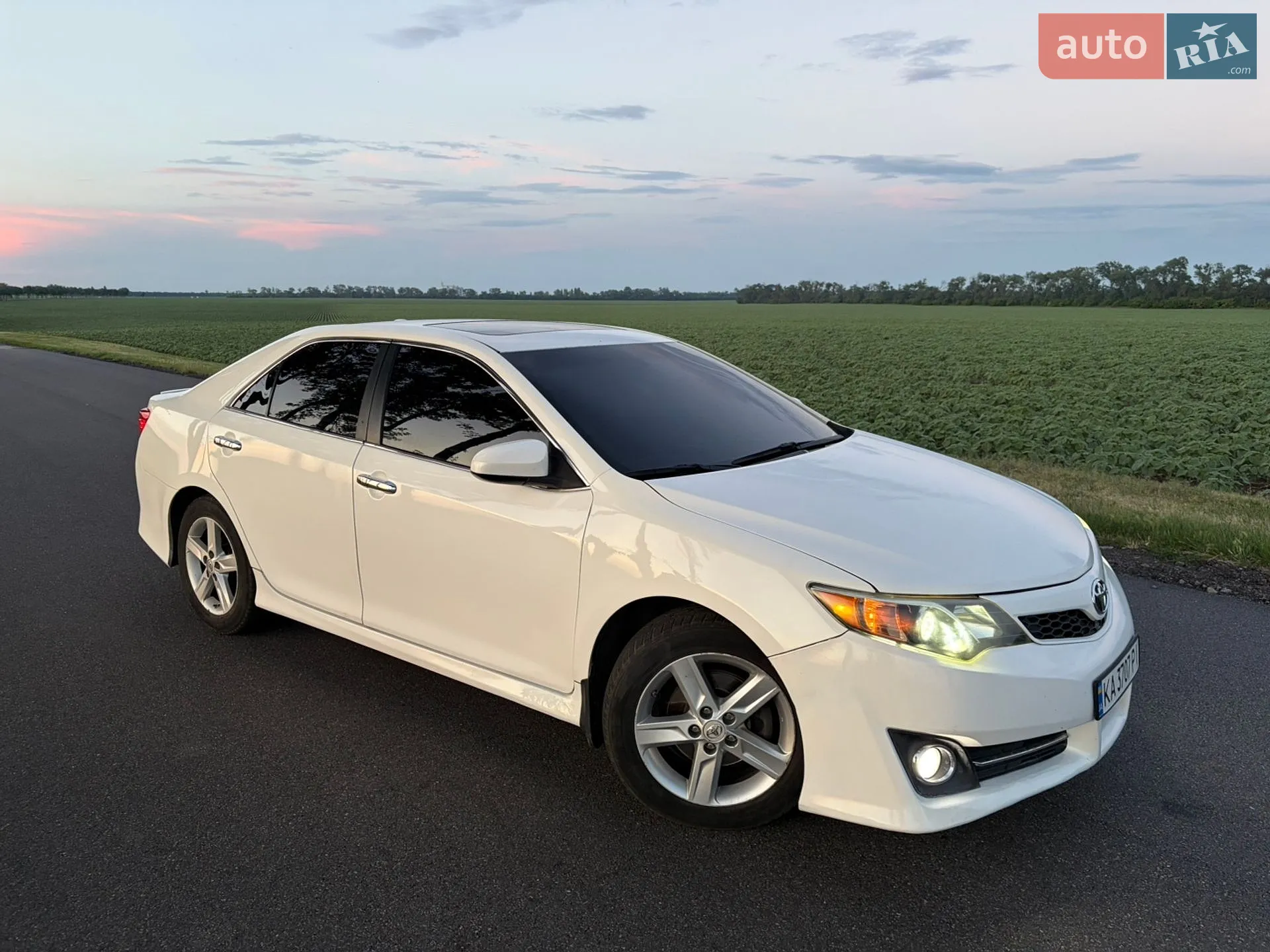 2012 Toyota Camry - мініатюра 11