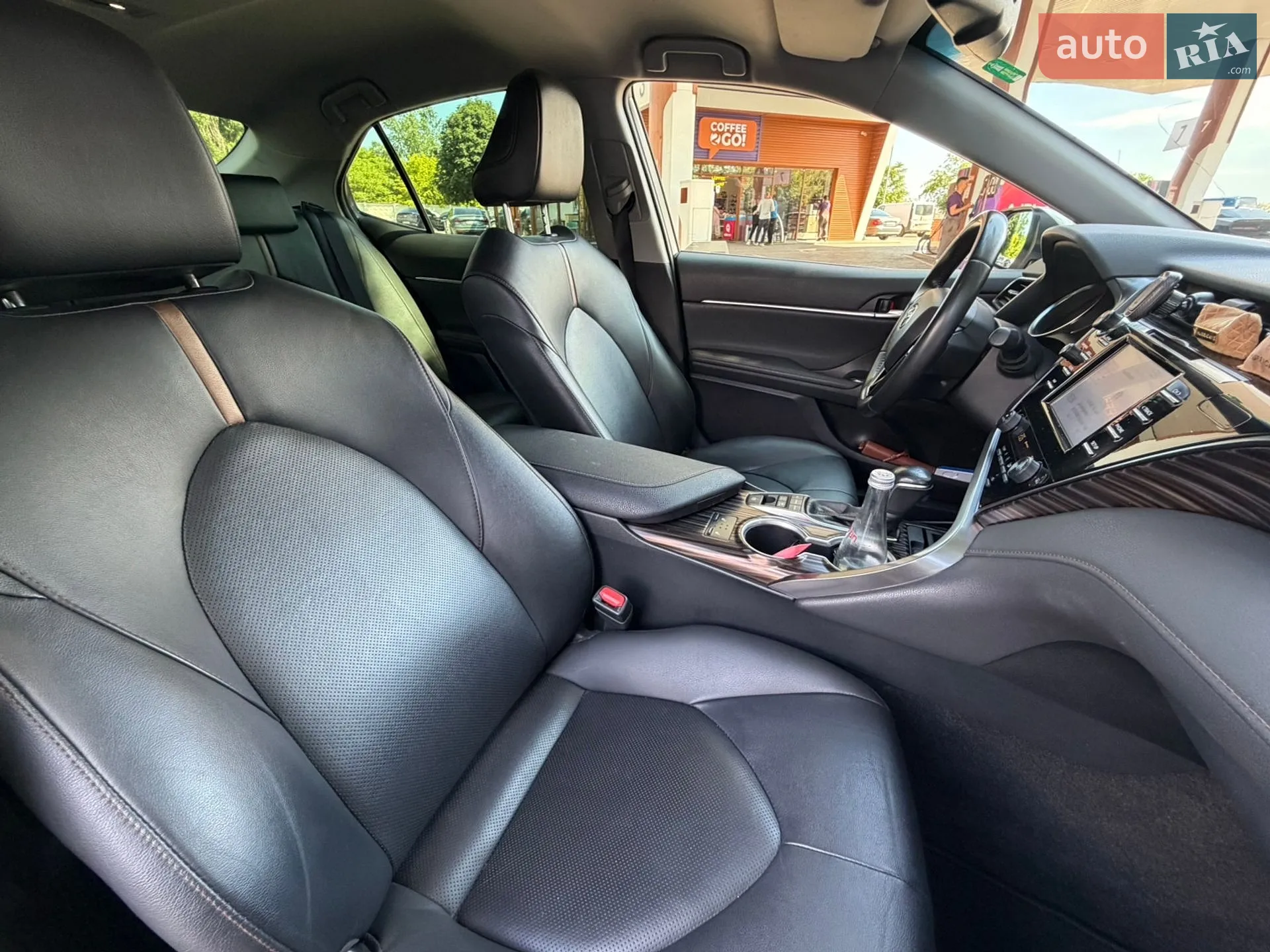 2020 Toyota Camry - мініатюра 18