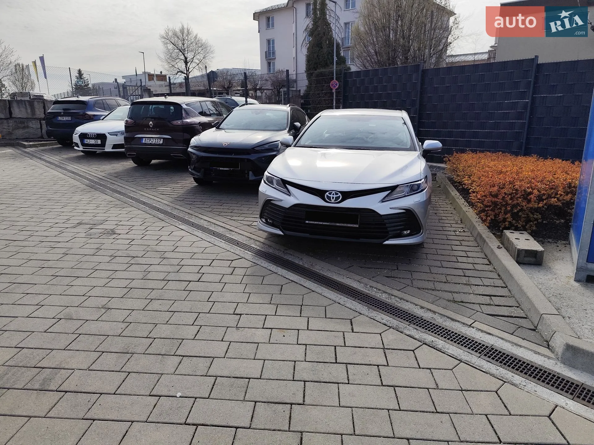 2023 Toyota Camry - мініатюра 12