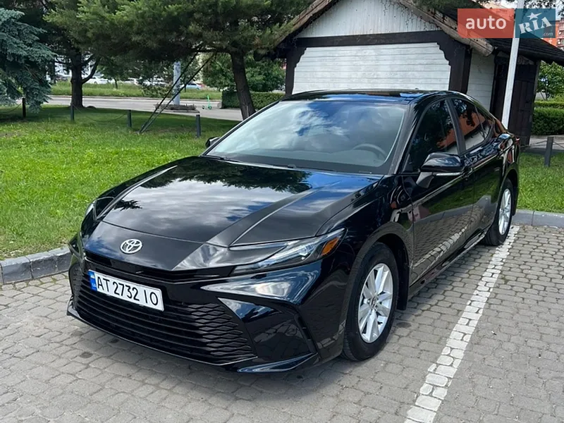 Toyota Camry 2024