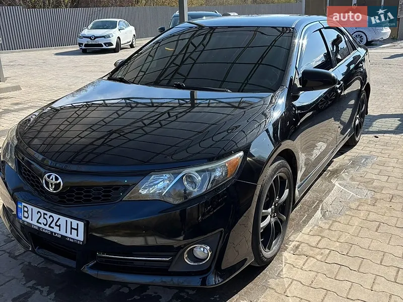 Toyota Camry 2014