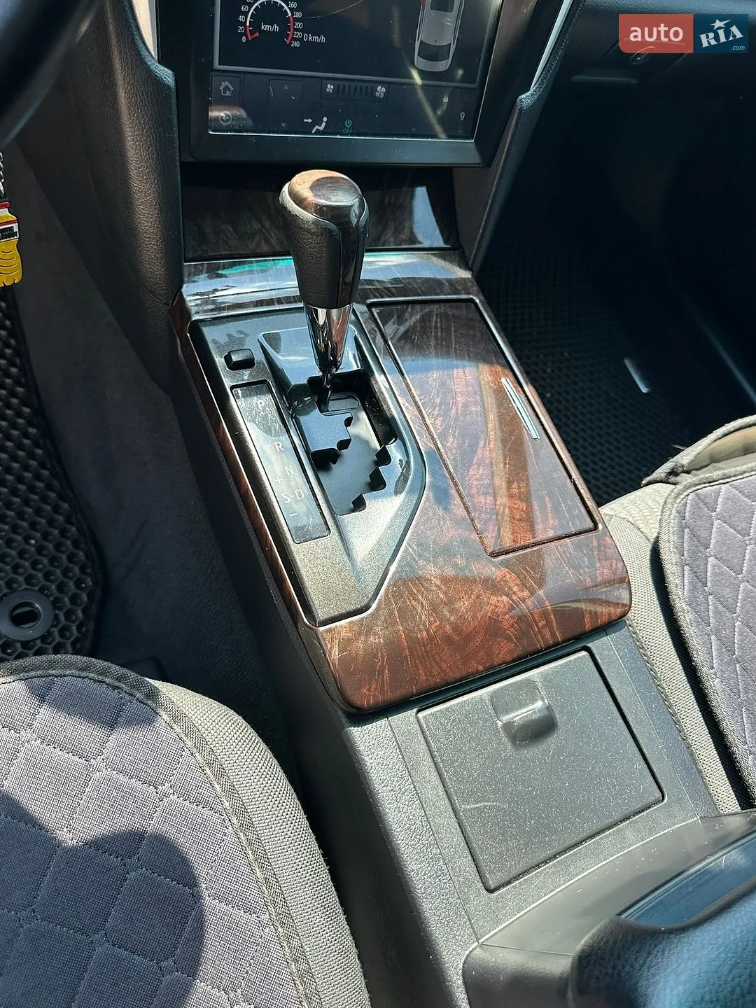 2015 Toyota Camry - мініатюра 17