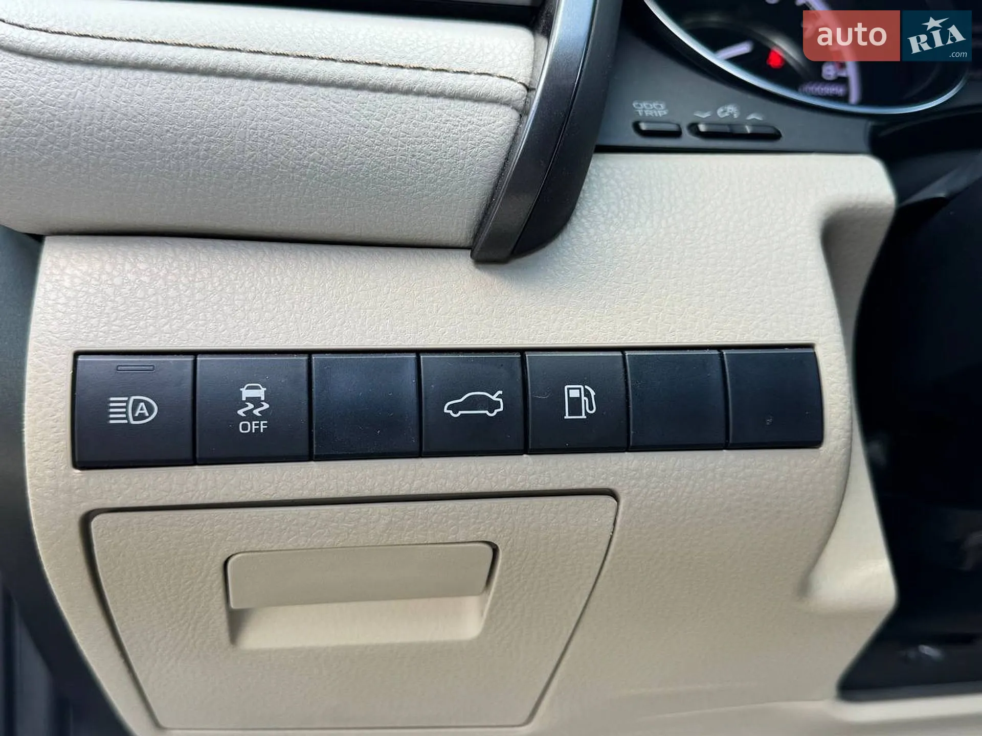 2017 Toyota Camry - мініатюра 17