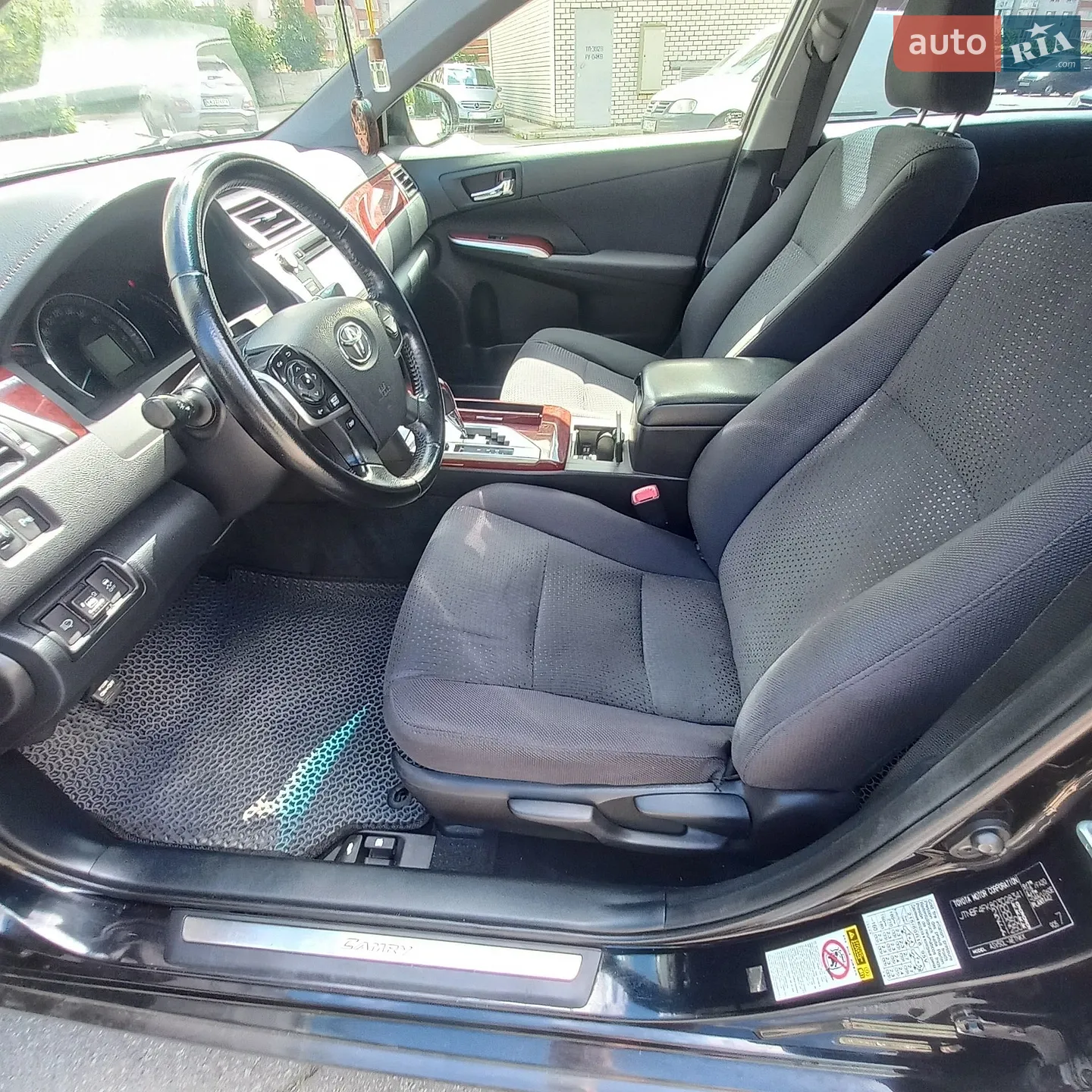 2014 Toyota Camry - мініатюра 16
