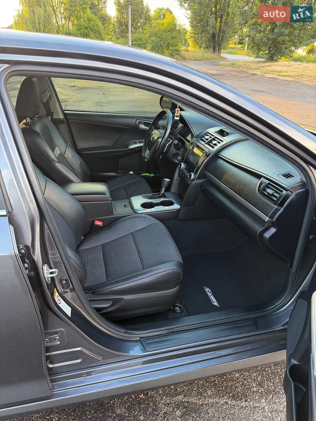 2014 Toyota Camry - мініатюра 3