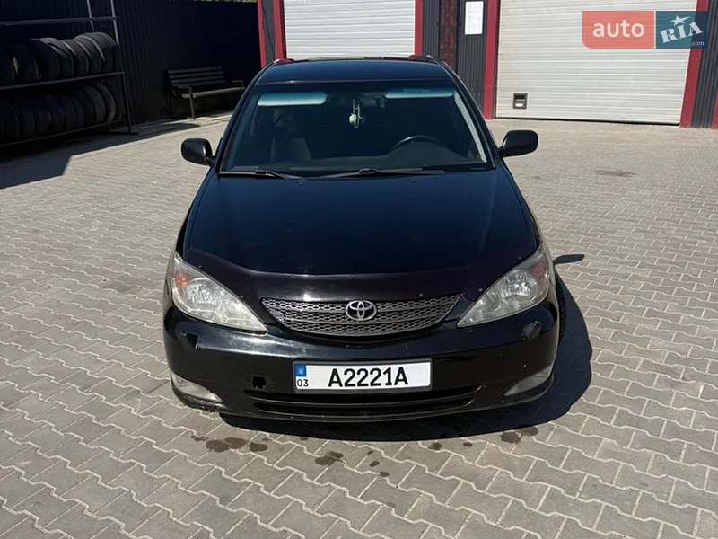 Toyota Camry 2004