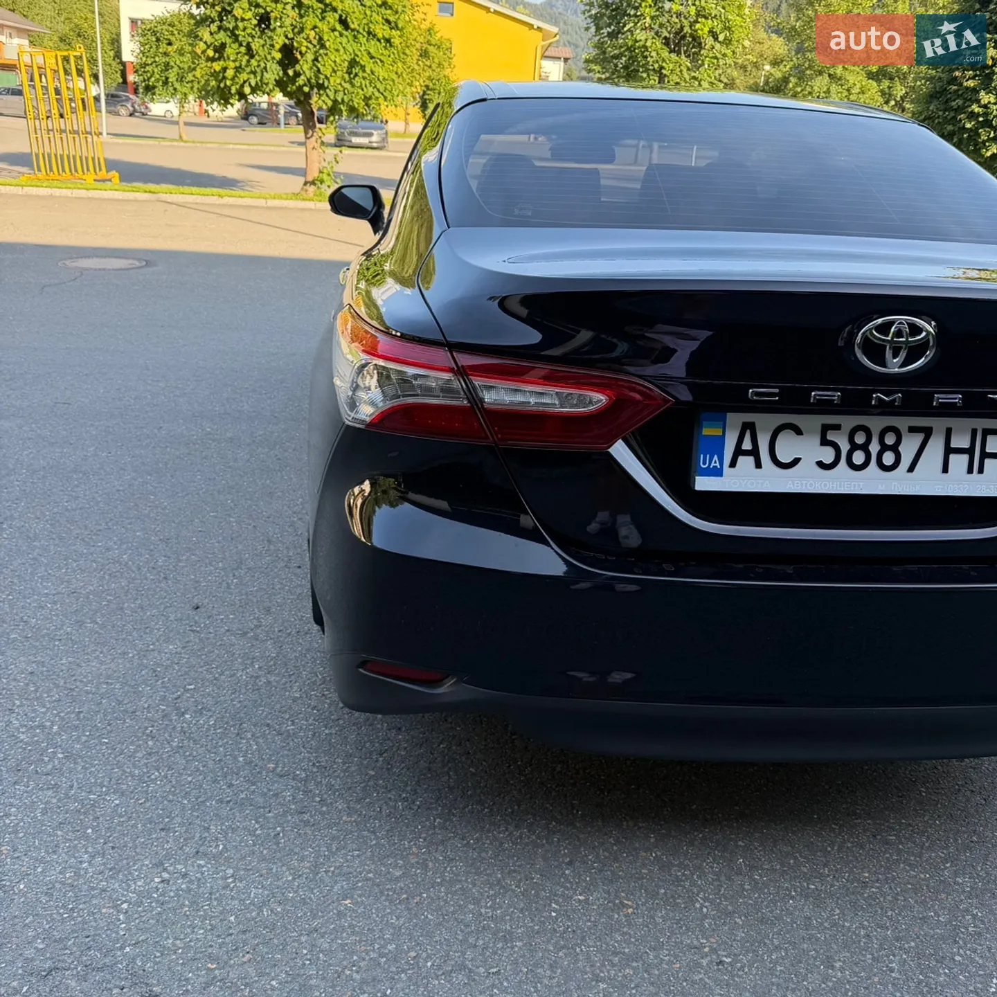 2018 Toyota Camry - мініатюра 8