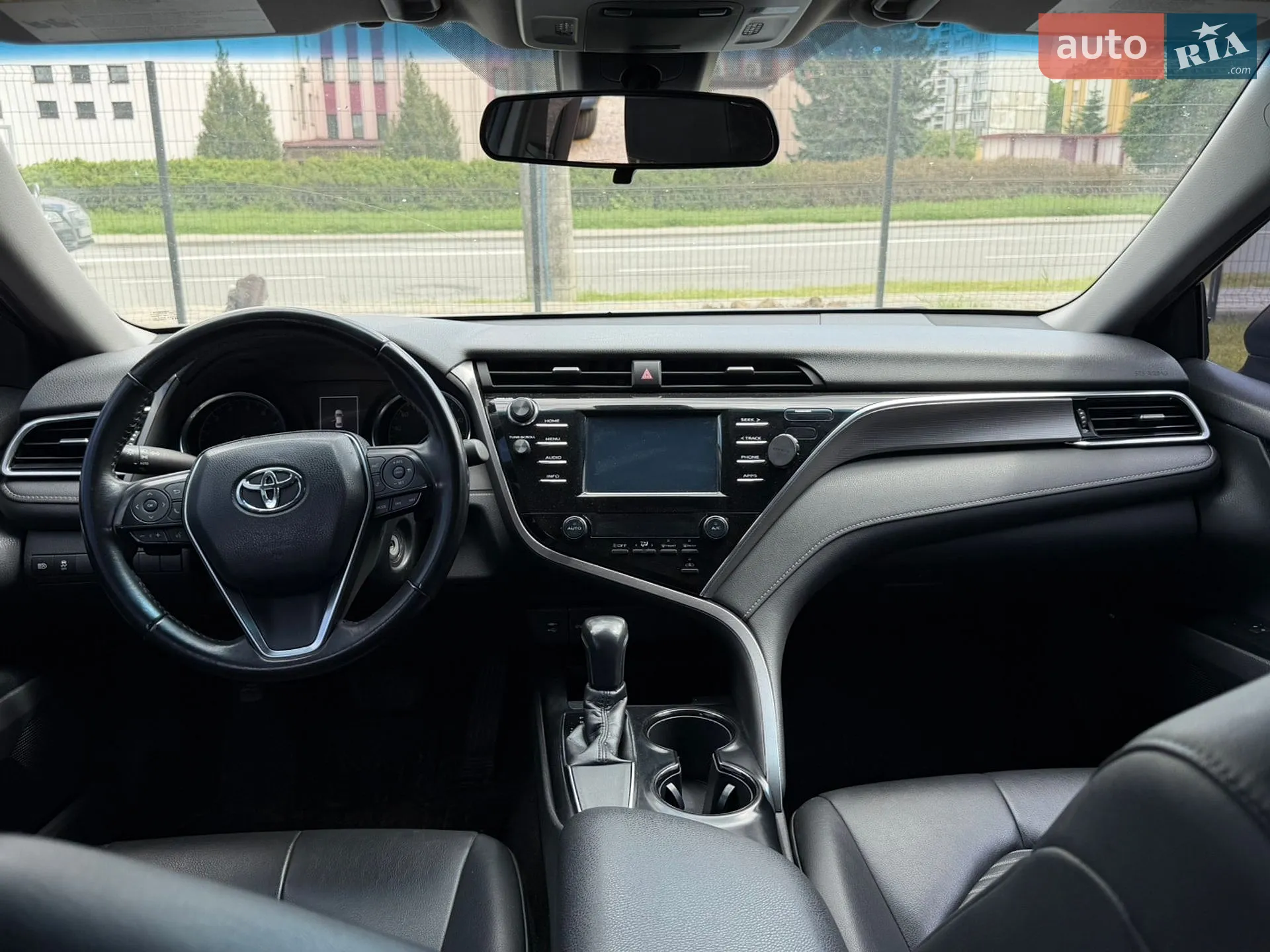 2017 Toyota Camry - мініатюра 9