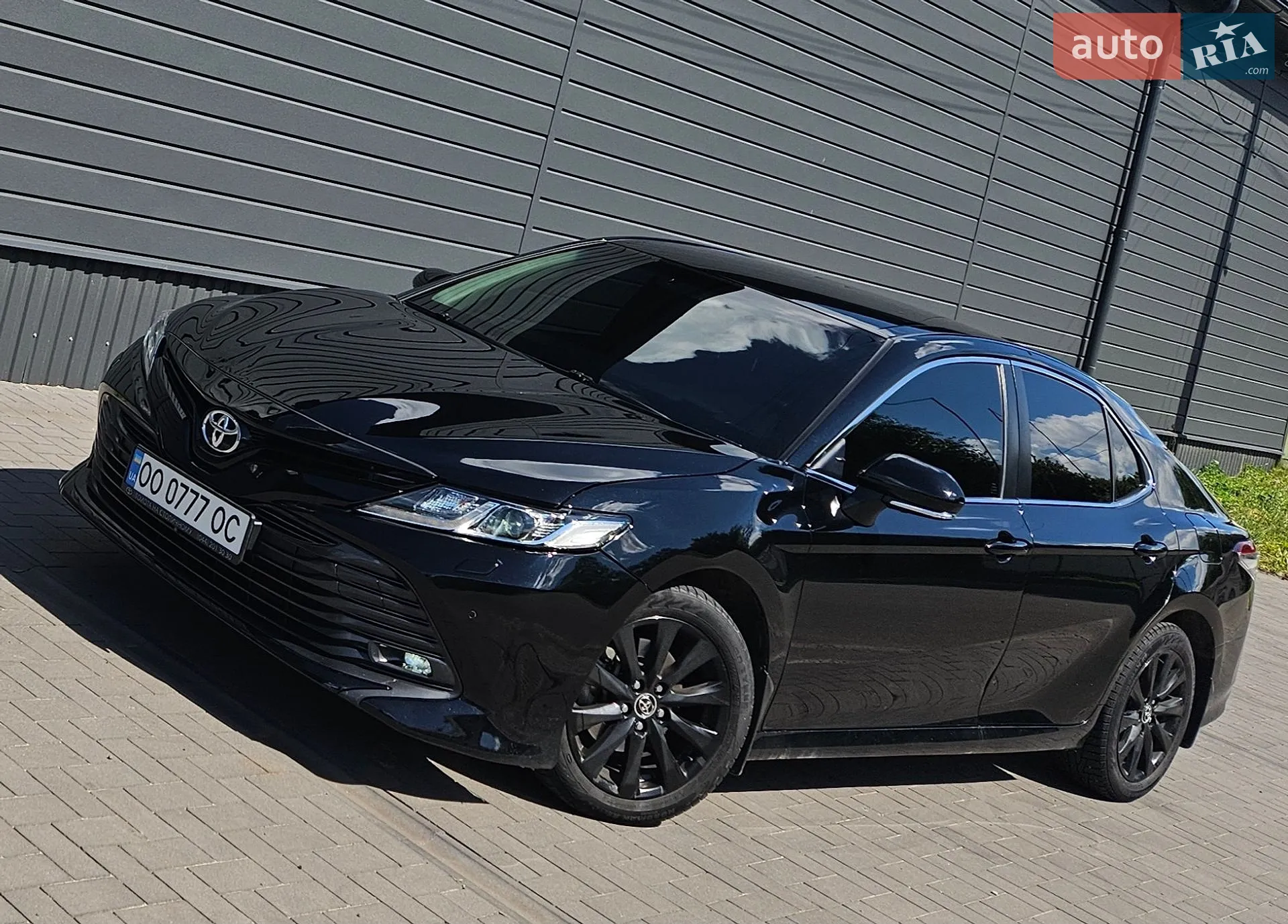 2018 Toyota Camry - мініатюра 4