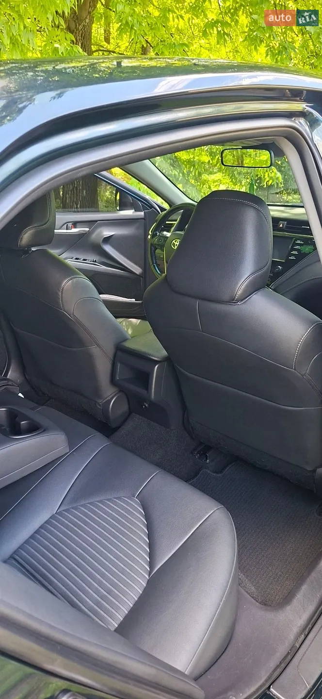2017 Toyota Camry - мініатюра 12