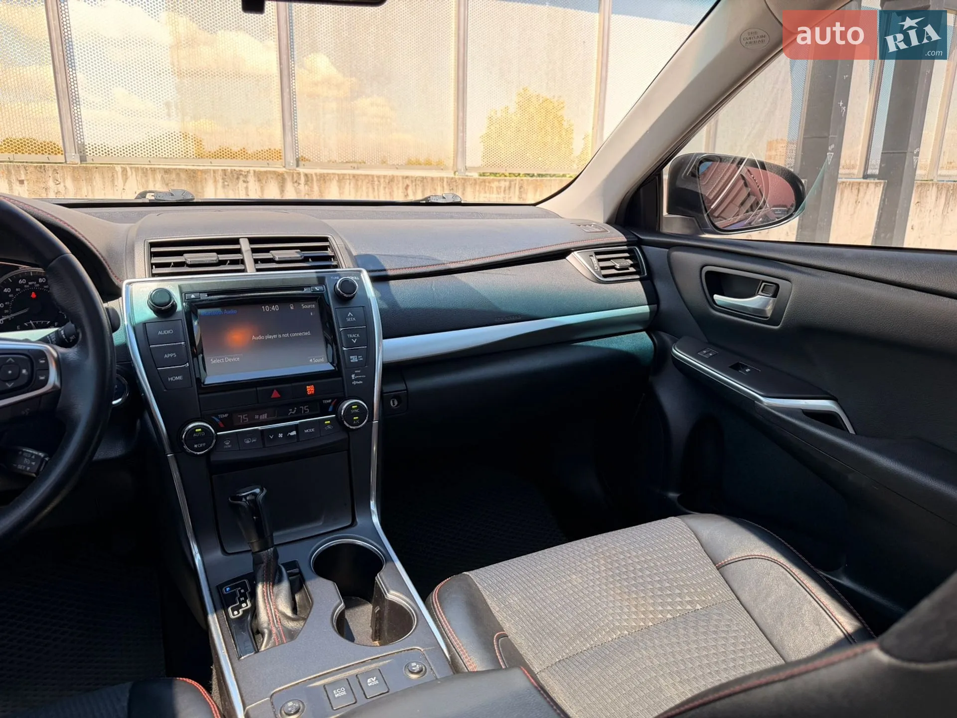 2015 Toyota Camry - мініатюра 32