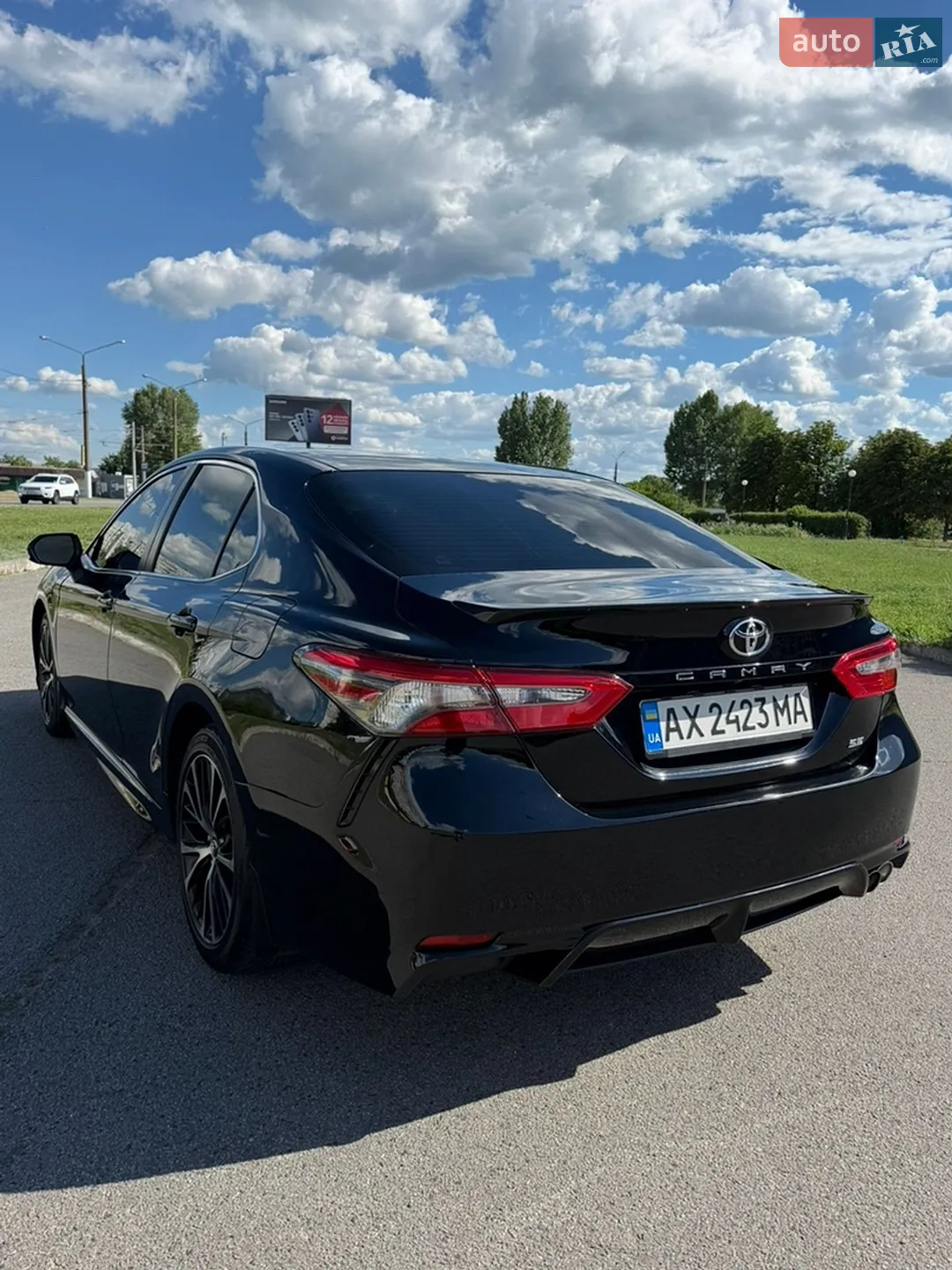 2018 Toyota Camry - мініатюра 11