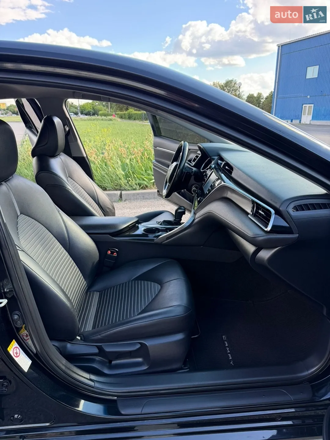 2018 Toyota Camry - мініатюра 26