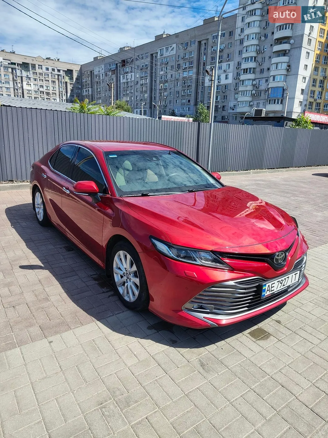 2018 Toyota Camry - мініатюра 2