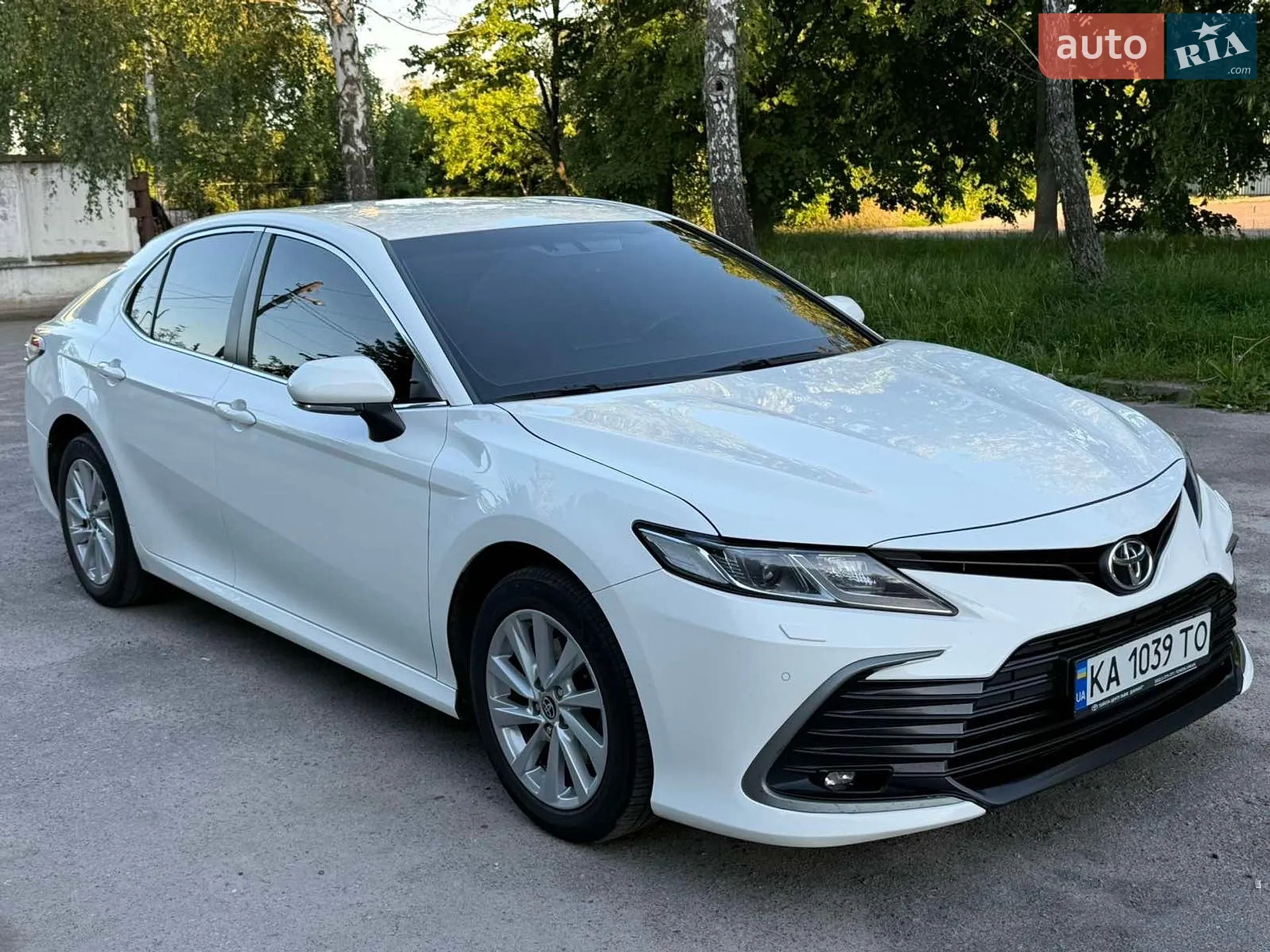 2021 Toyota Camry - мініатюра 3