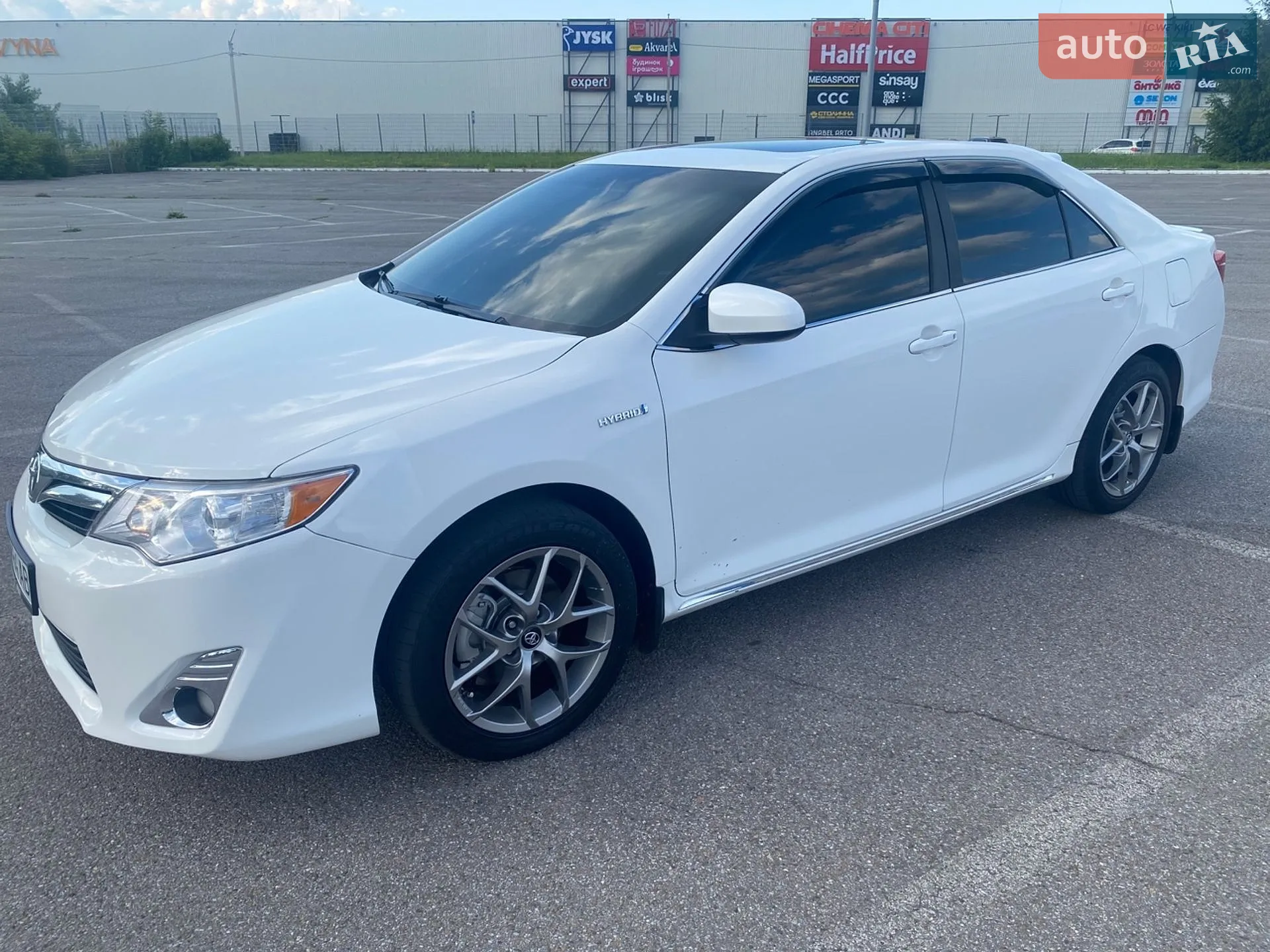 2014 Toyota Camry - мініатюра 3