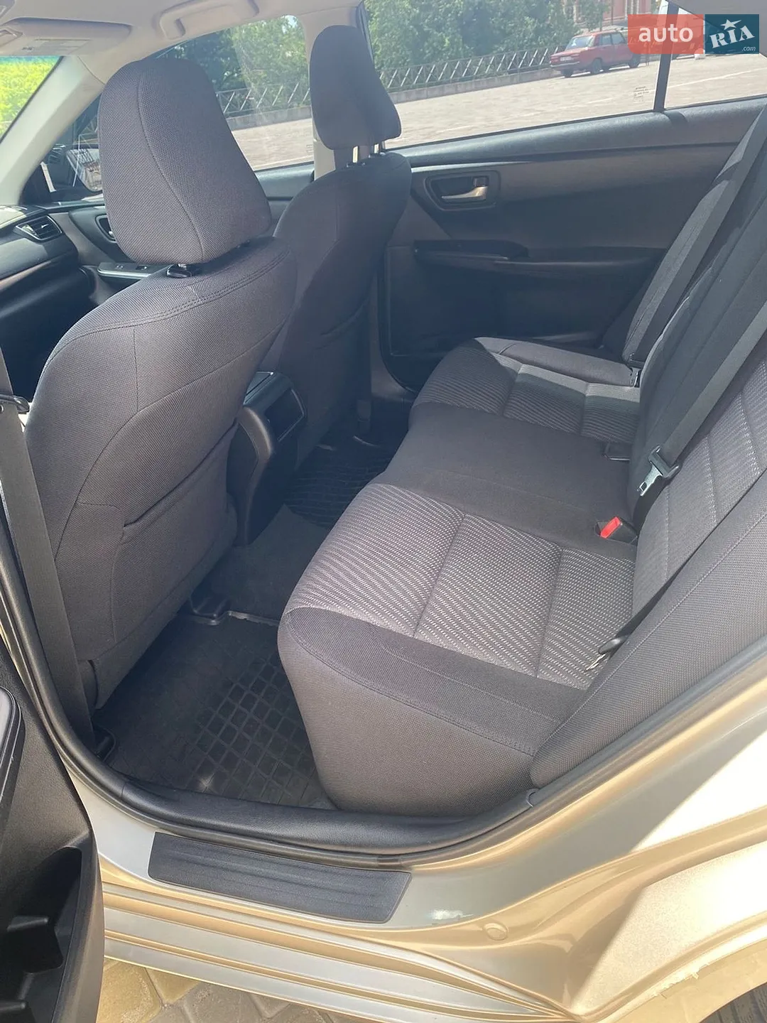 2016 Toyota Camry - мініатюра 9