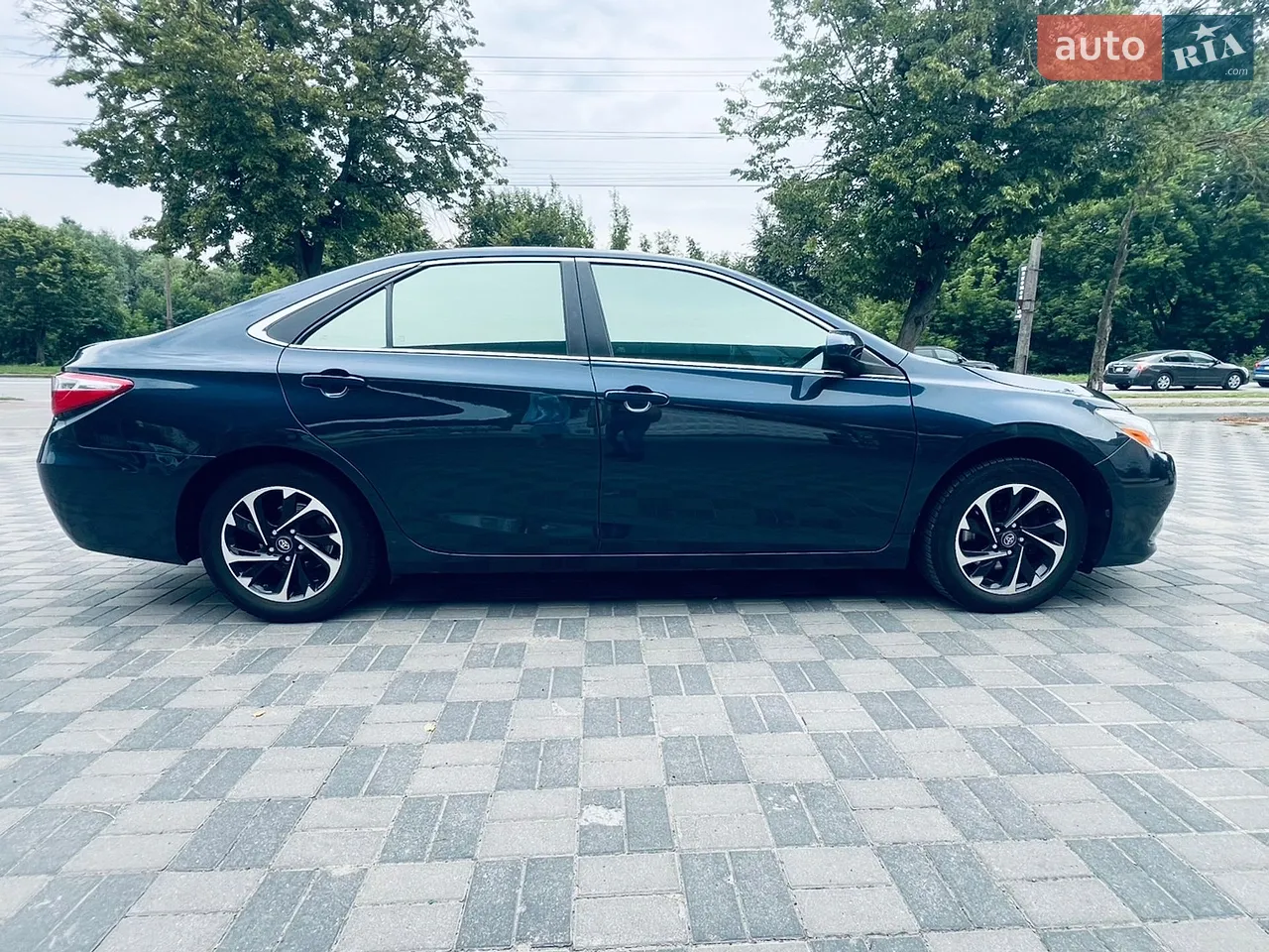 2016 Toyota Camry - мініатюра 12