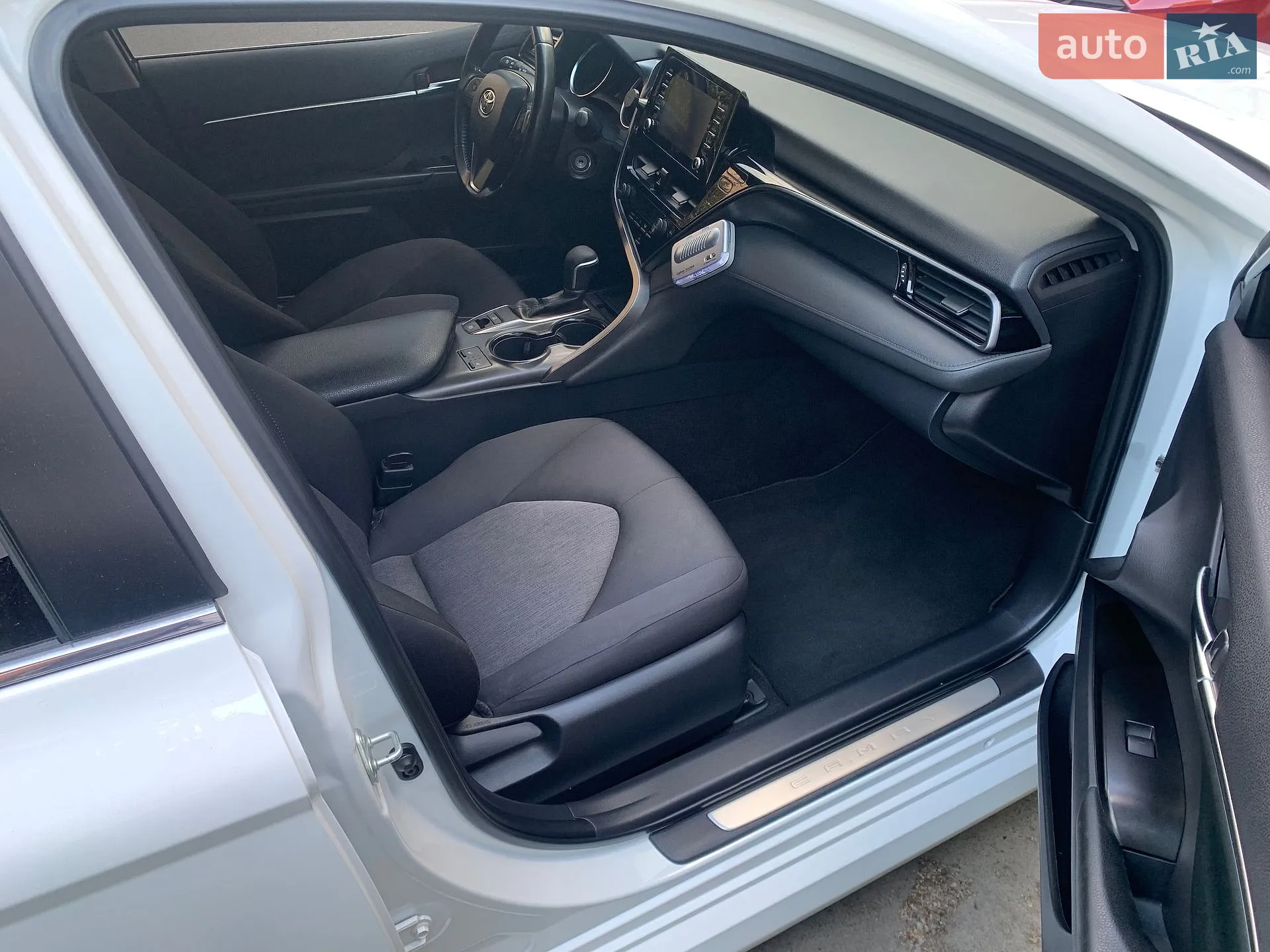 2021 Toyota Camry - мініатюра 44