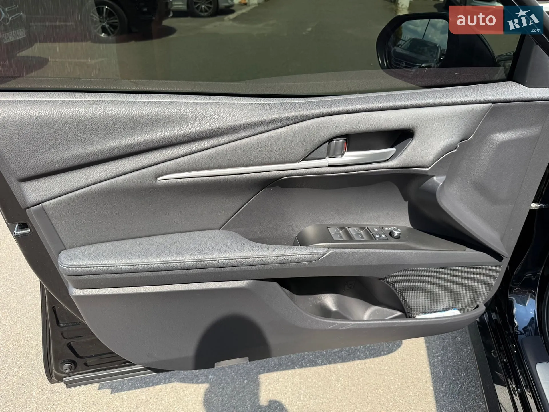 2024 Toyota Camry - мініатюра 12
