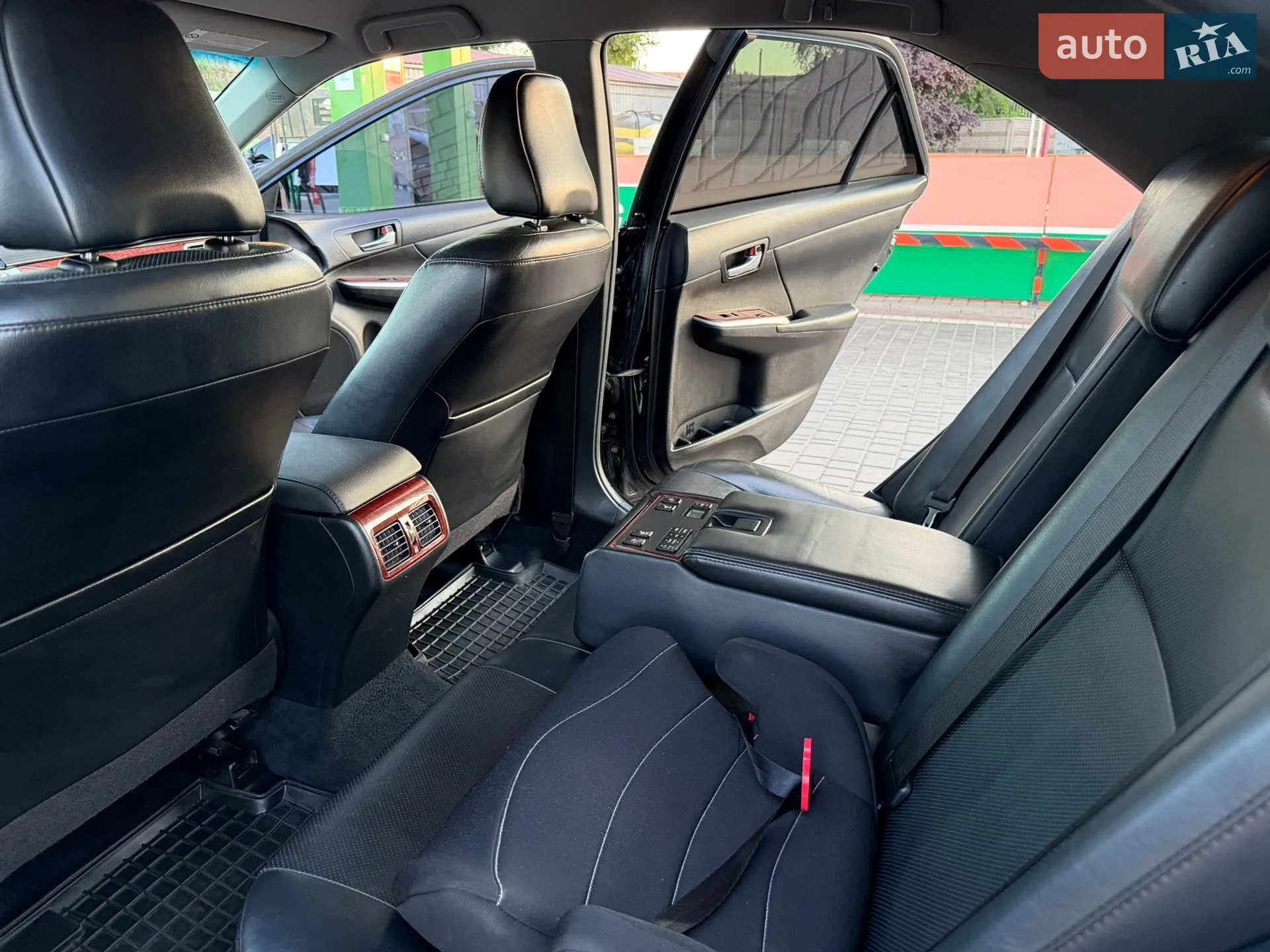 2011 Toyota Camry - мініатюра 42