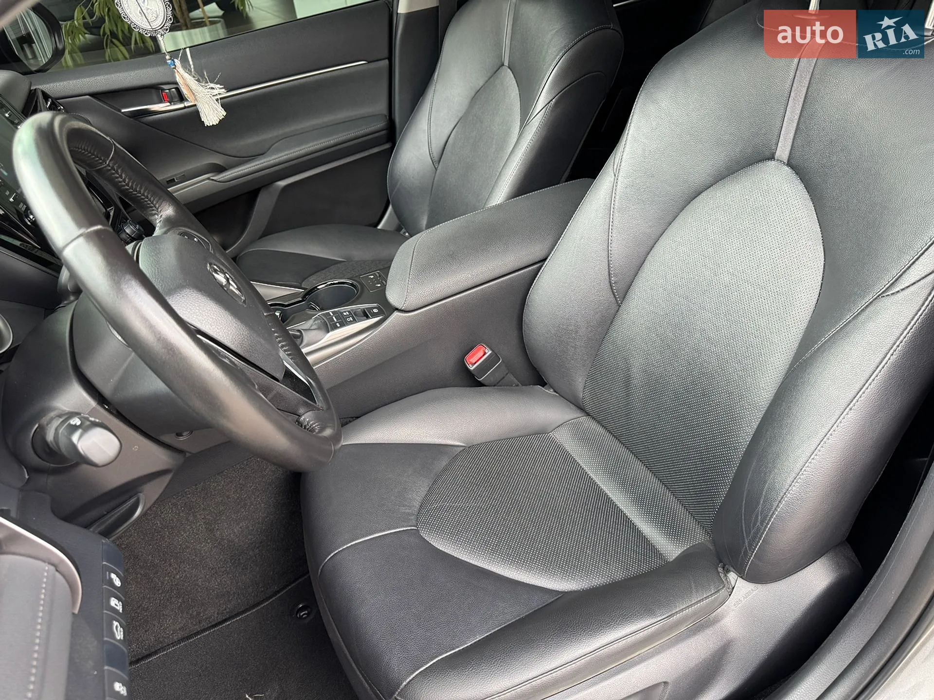 2021 Toyota Camry - мініатюра 8
