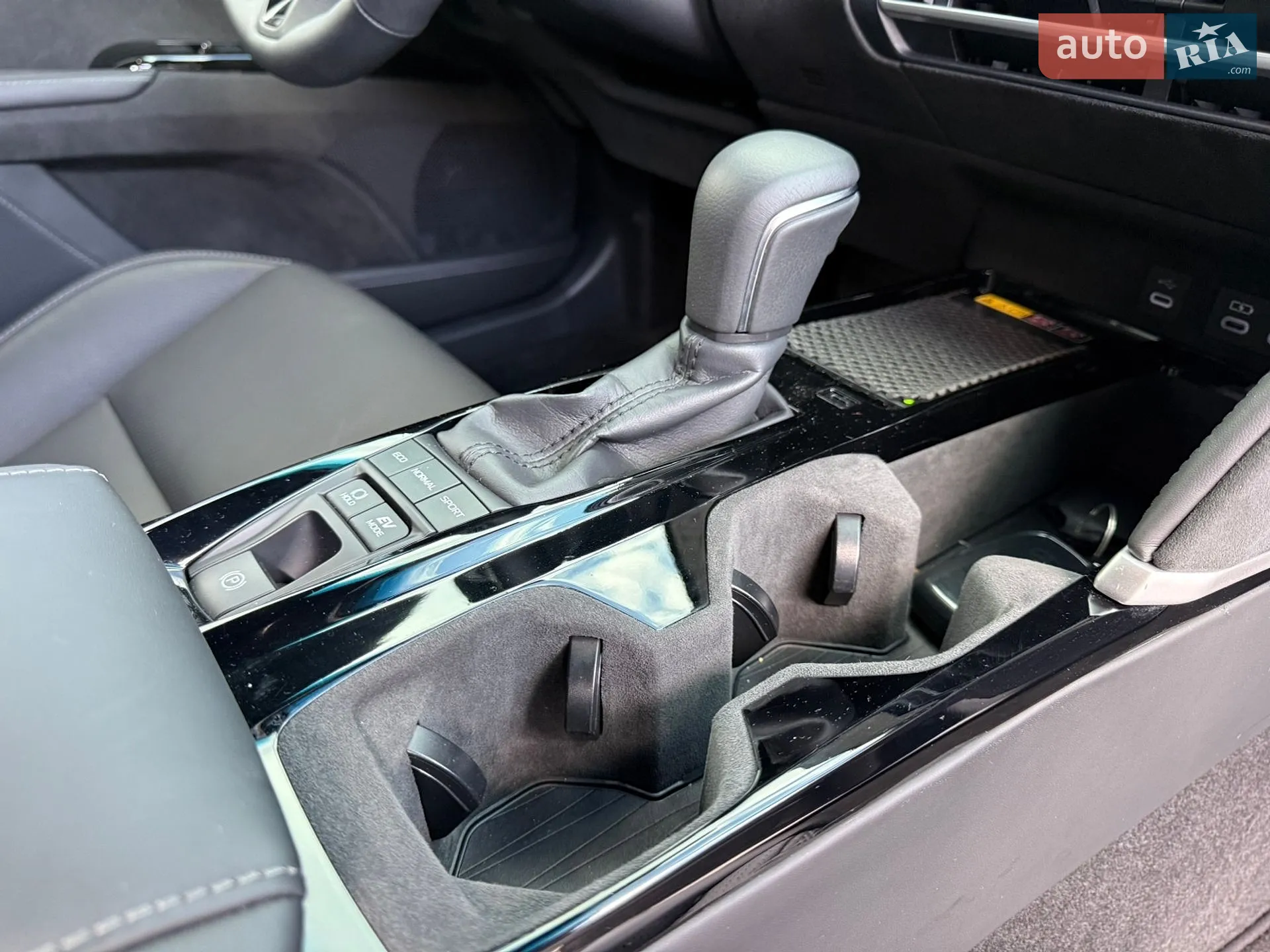 2024 Toyota Camry - мініатюра 32