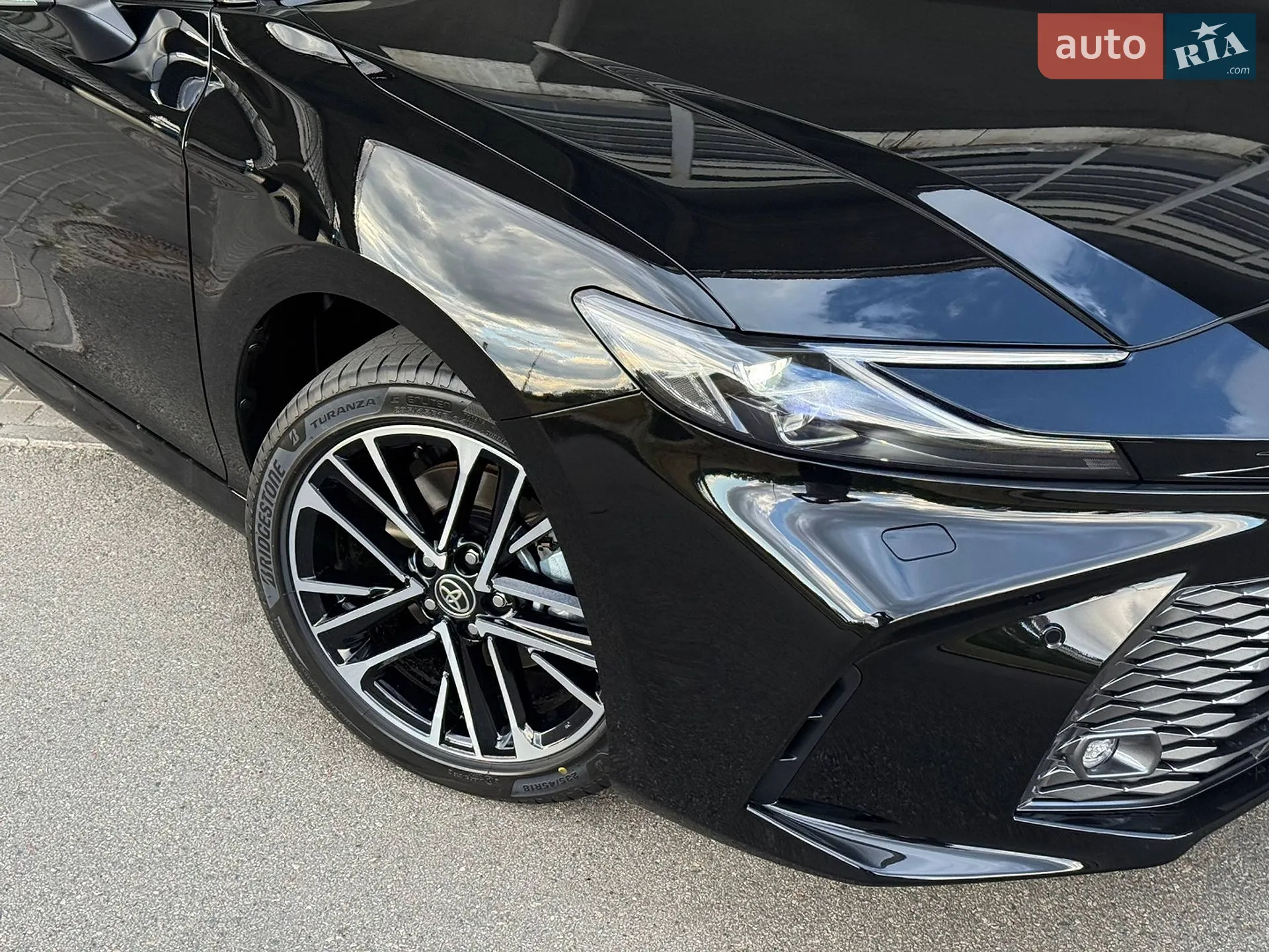 2025 Toyota Camry - мініатюра 5