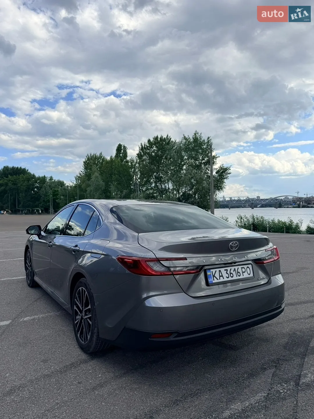 2024 Toyota Camry - мініатюра 11