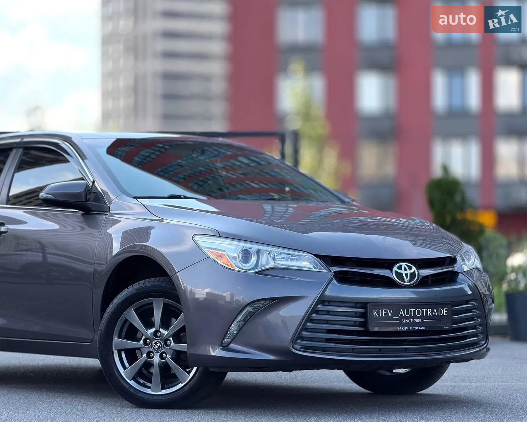 2015 Toyota Camry - мініатюра 3