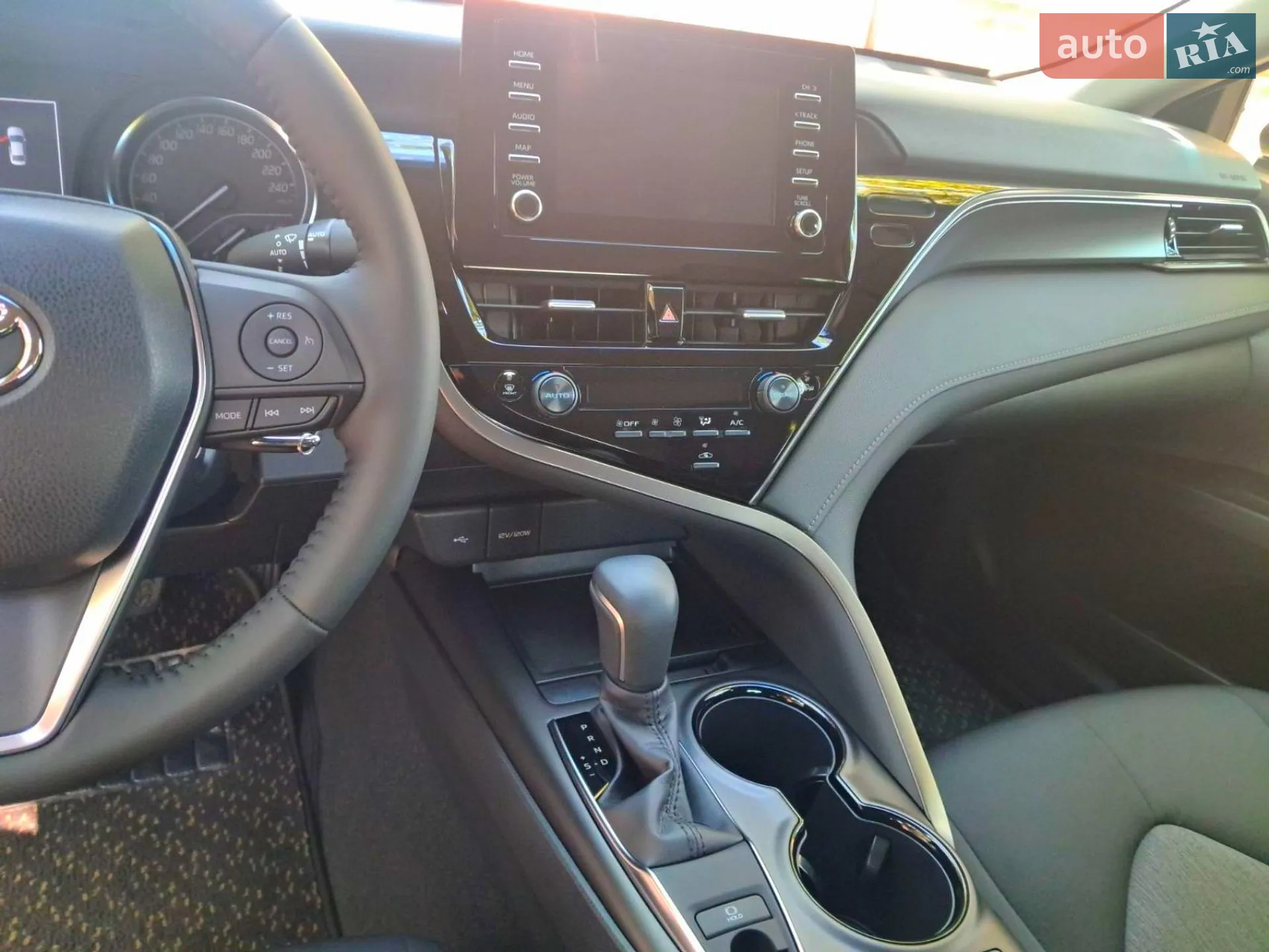 2021 Toyota Camry - мініатюра 33