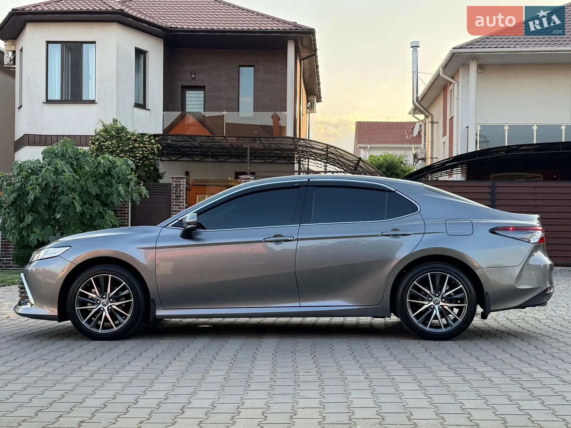 2022 Toyota Camry - мініатюра 26