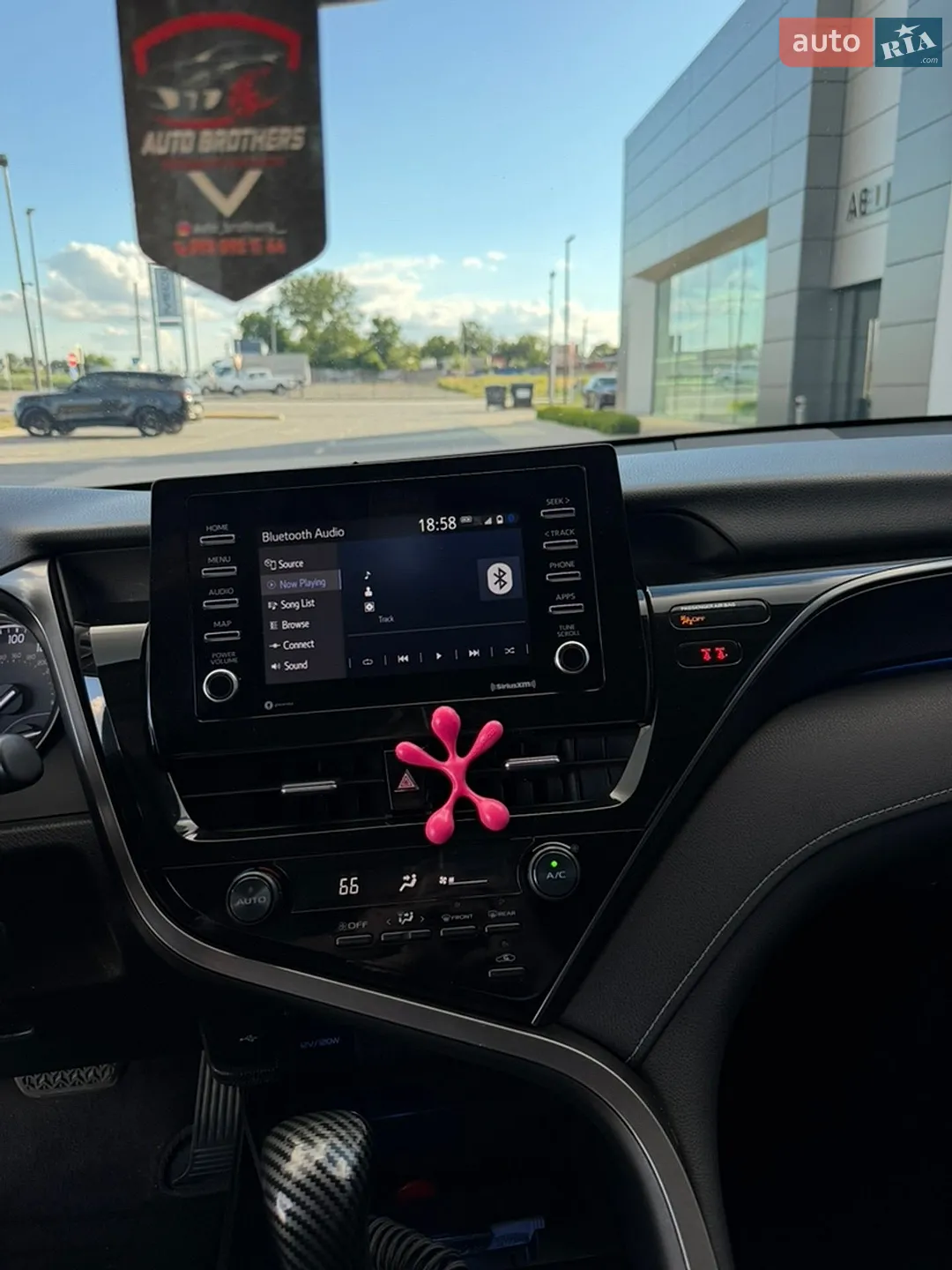 2020 Toyota Camry - мініатюра 32