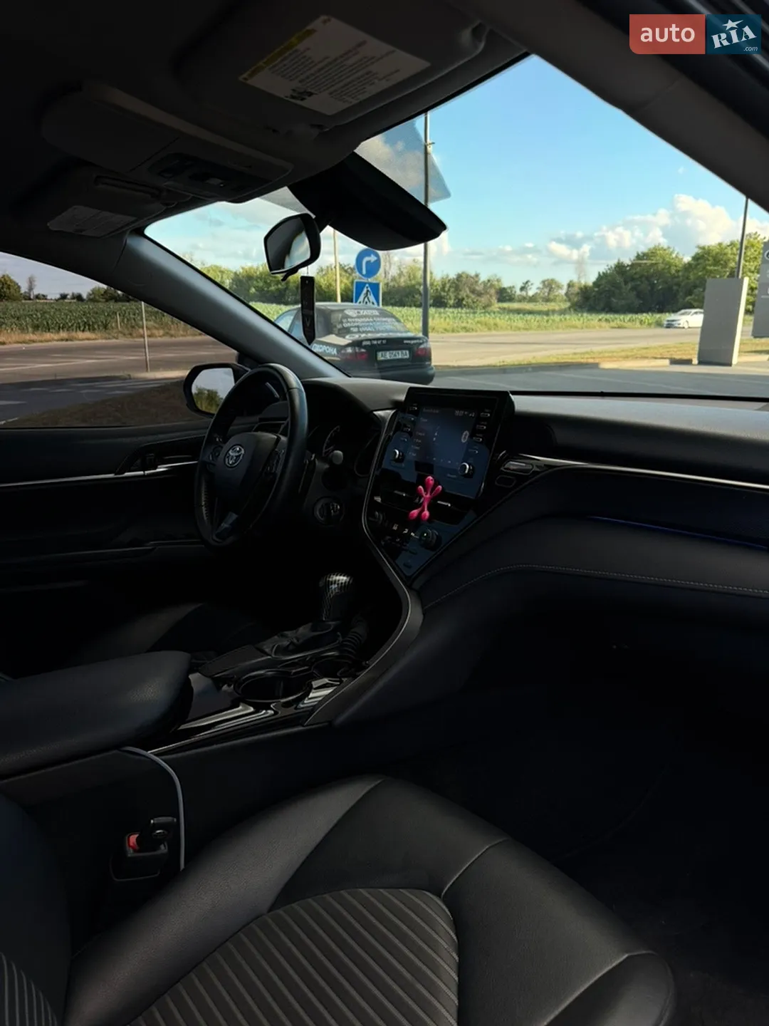 2020 Toyota Camry - мініатюра 43