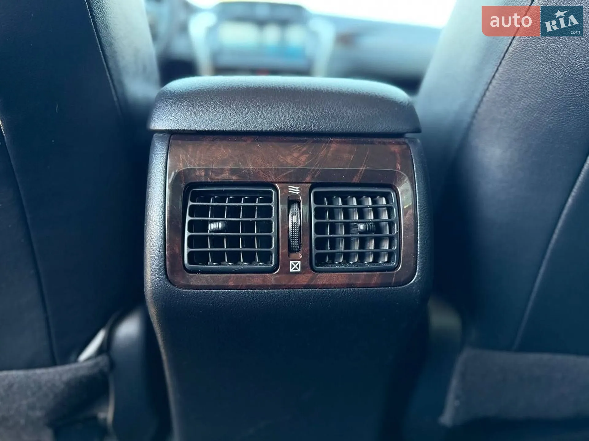 2015 Toyota Camry - мініатюра 14